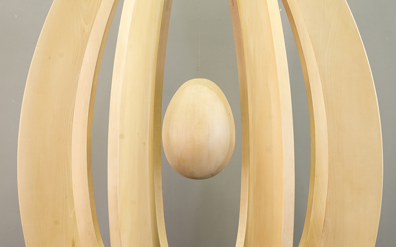 Hyper Ovum di Mirella Bentivoglio