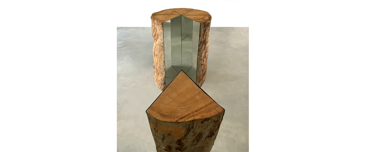 Michelangelo Pistoletto, 1999, legno, specchio,  cm 137 x 100 ø ( ©Cittadellarte).