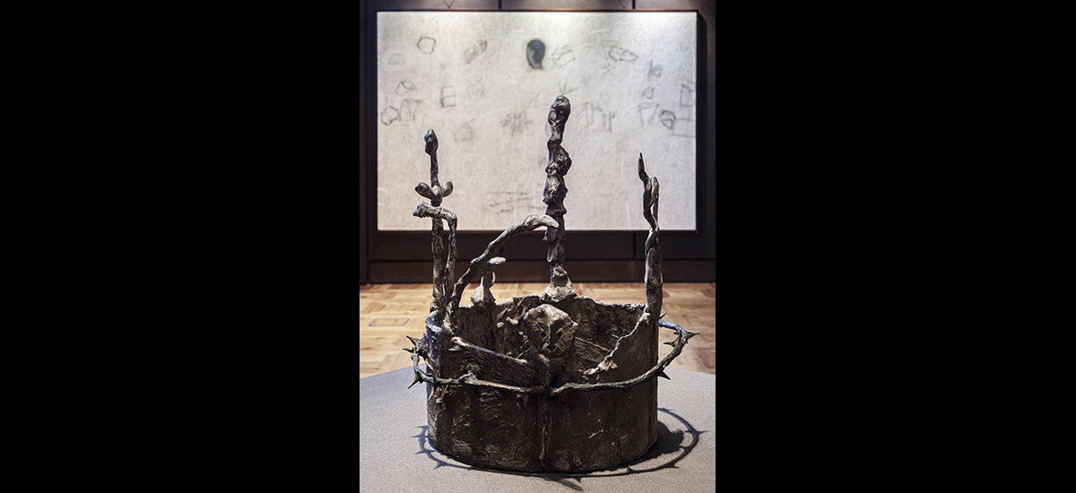 "Corona", 1988 (in primo piano) e "Carro stellare", 2007 (sullo sfondo) ©DanielaPellegriniFoto